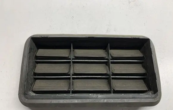 Dodge Challenger Quarter panel pressure vent 