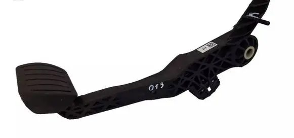 Peugeot 3008 II Brake pedal 9824803980