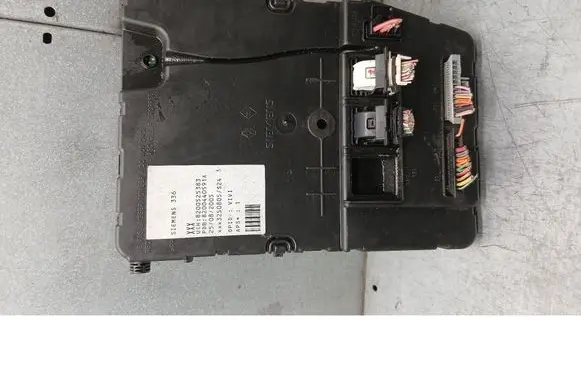 Renault Megane II BSM Control unit