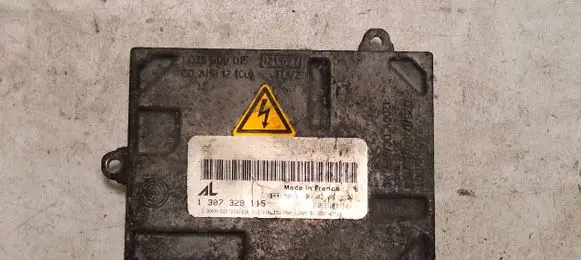 Audi A4 S4 B7 8E 8H Headlight ballast module Xenon 1307329115 10EEG071181
