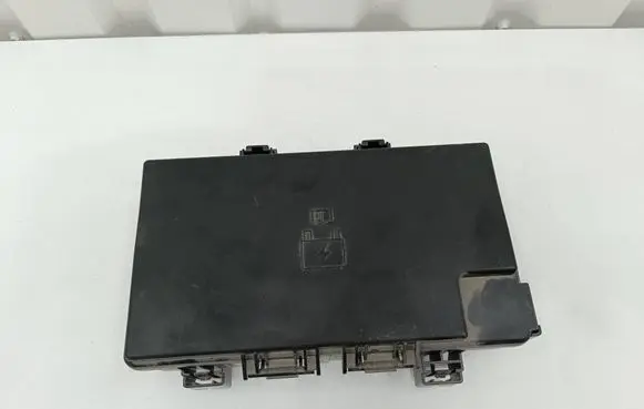 Dodge Durango Fuse box set P68498421AA