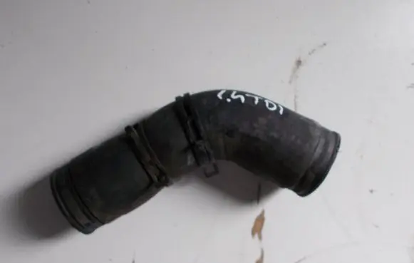 Volkswagen Polo Air intake hose/pipe 6Q0145834