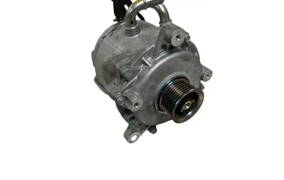 Hyundai Tucson IV NX4 Generator/alternator 373902M900