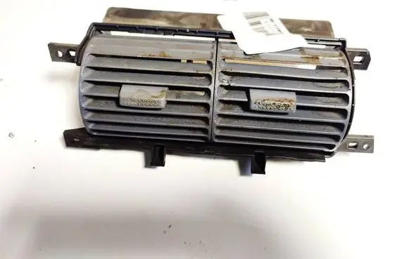 Honda Jazz Dash center air vent grill