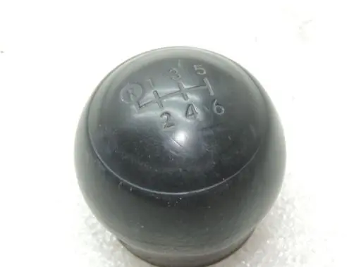 Toyota Yaris Gear lever shifter trim leather/knob 335040D130