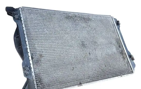 Audi A6 S6 C6 4F Coolant radiator 4F0121251Q