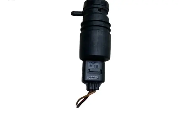 BMW 5 E60 E61 Windscreen/windshield washer pump 8364516