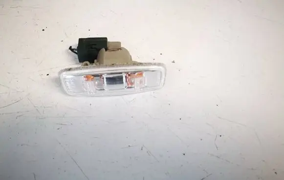 Nissan Murano Z50 Front fender indicator light a045053