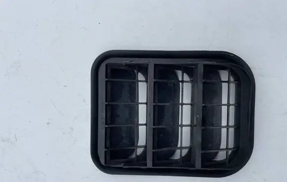 Volkswagen Beetle A5 Quarter panel pressure vent 3T0819465
