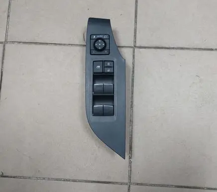 Toyota RAV 4 (XA50) Electric window control switch 8404042080 25222A221442 7423242220