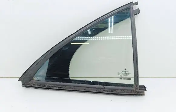 Mercedes-Benz S W221 Rear vent window glass 43R000590 E000249