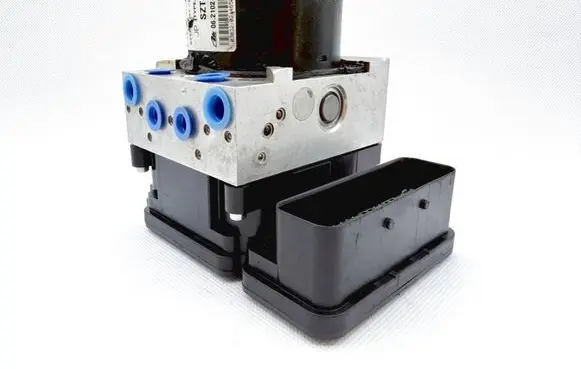 Honda Accord ABS Pump 57110SZTG030M1 06261336581 28561193013