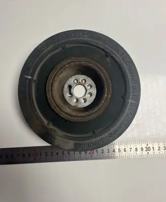 Audi A6 S6 C6 4F Crankshaft pulley 057105251D