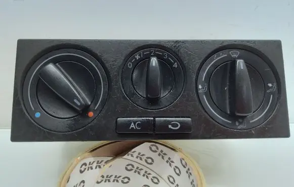 Volkswagen PASSAT B5.5 Climate control unit 1J0820045F
