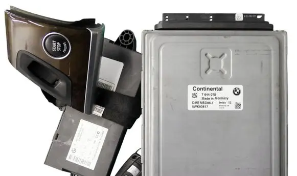 Engine ECU kit and lock set