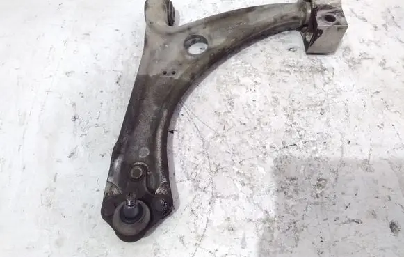 Front lower control arm/wishbone