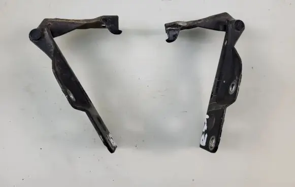 Nissan Pathfinder R51 Engine bonnet/hood hinges