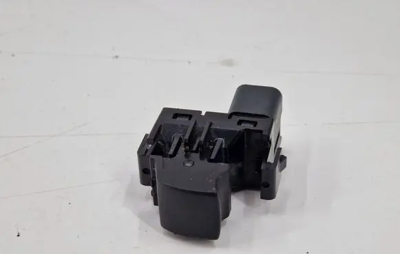 Mitsubishi Outlander Electric window control switch