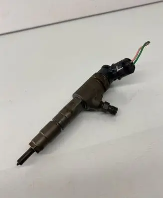 Peugeot 3008 II Fuel injector 0445110566