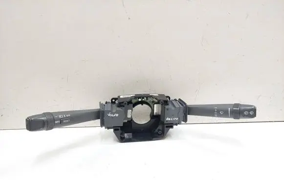 Volvo V70 Wiper turn signal indicator stalk/switch 9452393 31268578
