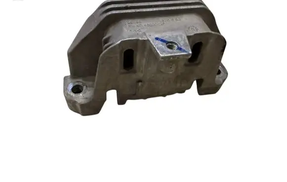 Mercedes-Benz B W246 W242 Engine mount bracket 26008 AC46000D 326E22K