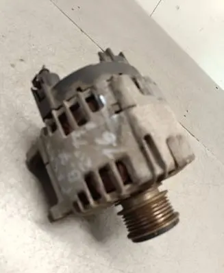 Volkswagen PASSAT B7 Generator/alternator 03L903023B 2608426A 211006066