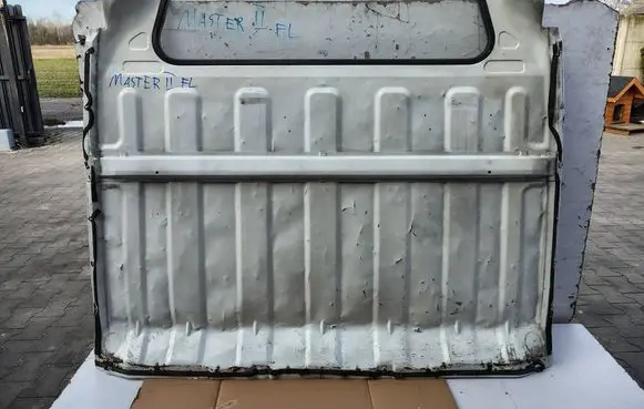 Renault Master II Partition between cabin 