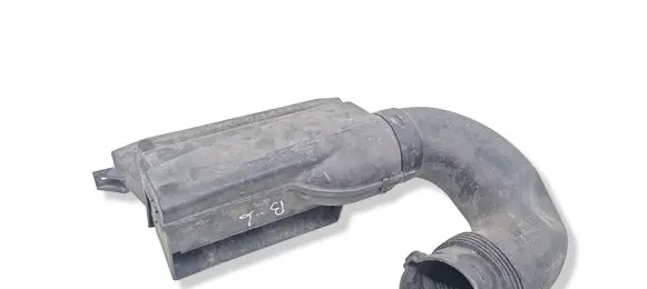 Volkswagen Touran I Air intake duct part 1K0805962A