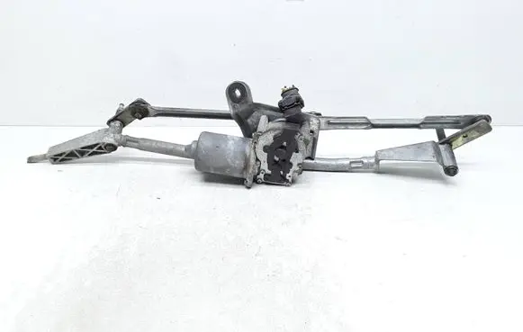 Volvo XC70 Front wiper linkage and motor 8624239