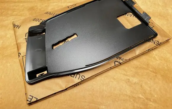 Audi Q7 4M Front bumper lower grill 4M0807151F