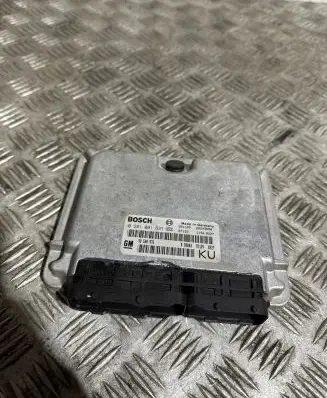 Opel Zafira A Engine control unit/module 90508976