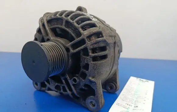 Renault Laguna II Generator/alternator 8200251006