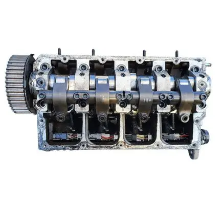 Volkswagen PASSAT B6 Engine head 038103373R