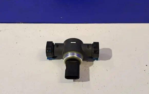 Volvo S60 Fuel pressure sensor 31432653 31478293