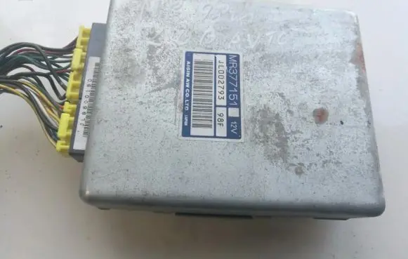 Mitsubishi Pajero Gearbox control unit/module MR377151 jl002793
