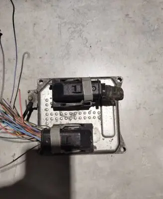 Opel Zafira B Engine control unit/module 12992406