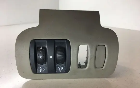 Renault Scenic II - Grand scenic II Headlight level height control switch 8200140985