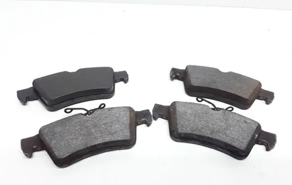Volvo V40 Brake pads (rear) 