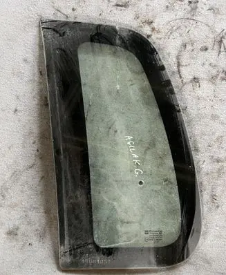 Opel Agila A Rear side window