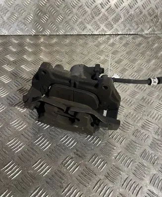 Volvo XC90 Front brake caliper 31675741