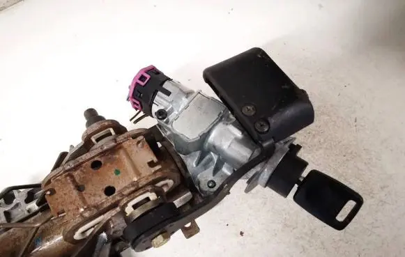 Audi A4 S4 B5 8D Ignition lock