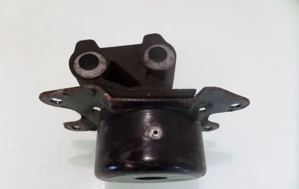 Opel Meriva A Gearbox mount 13109200