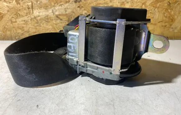 KIA Ceed Front seatbelt 608613600B
