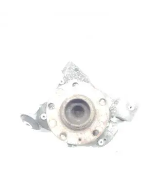 Rear wheel hub spindle/knuckle