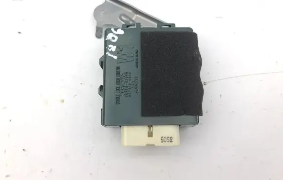 Lexus IS III XE30 Door control unit/module 8597053050