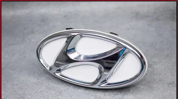 Hyundai i30 Manufacturers badge/model letters 87311A6000