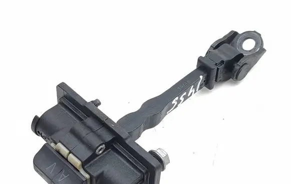 Peugeot 5008 II Front door check strap stopper