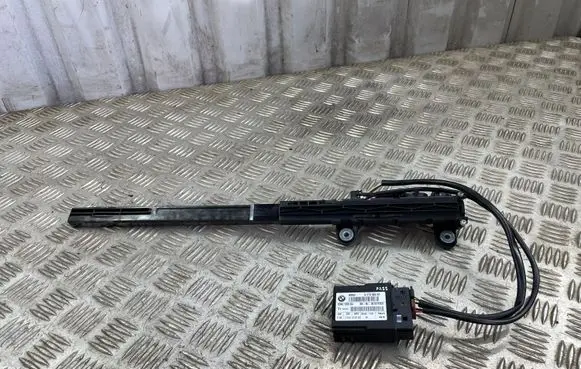 BMW 4 F32 F33 Seat belt height adjuster 7307916 9273584 00401838