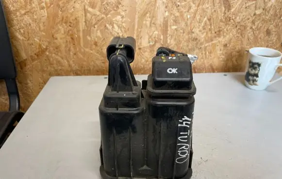 Opel Mokka X Active carbon filter fuel vapour canister 95133591