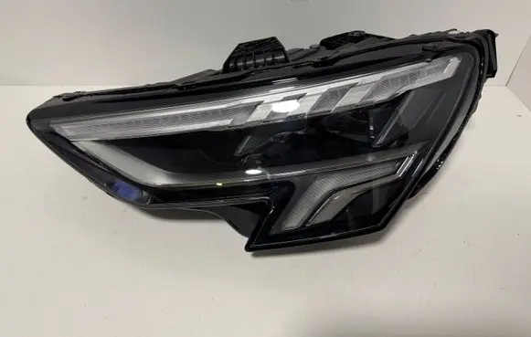 Audi A3 8Y Headlight/headlamp 8Y0941033